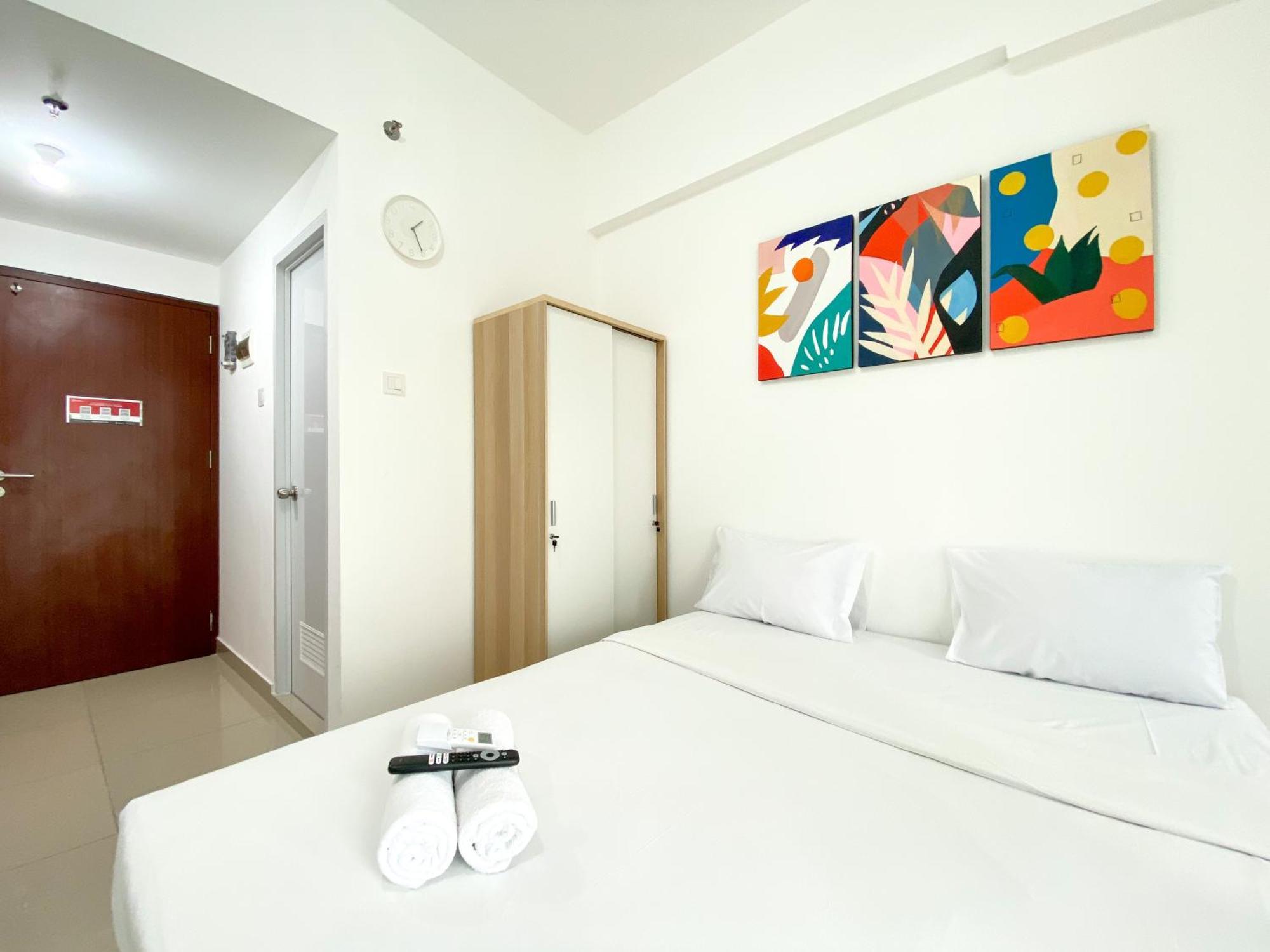 Comfy And Simply Look Sayana By Travelio Apartemen Bekasi